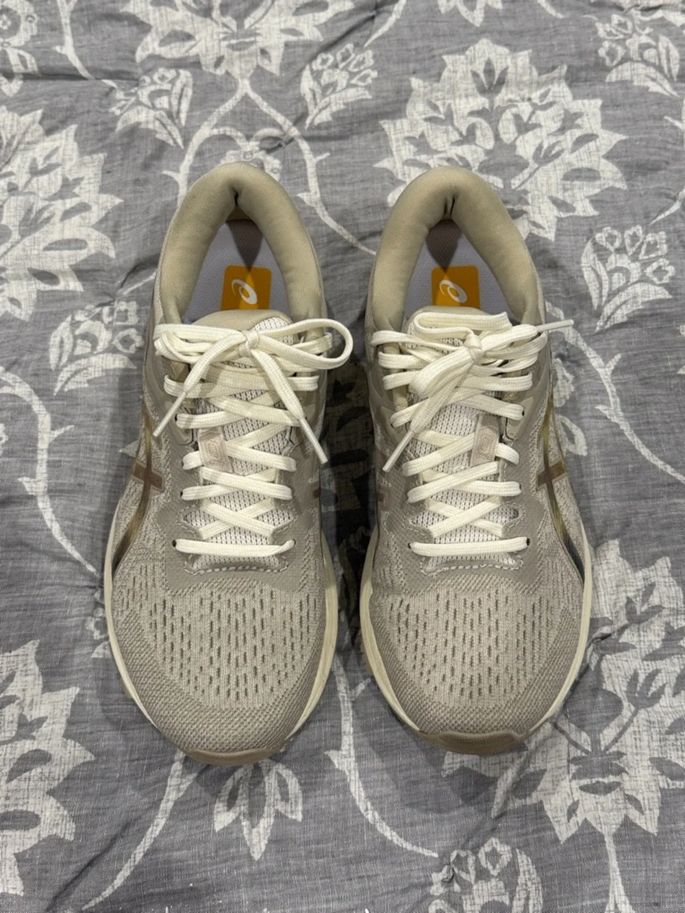 ASICS Neutral Running Shoes in Cream and Tan - Picture 3 of 7
